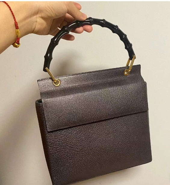 Gucci古驰竹节荔枝皮中古包 瑕疵目前只有一个 修理一下就