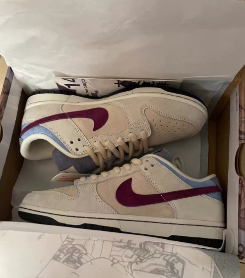 个人闲置的全新纯原 Nike Dunk 大友克洋