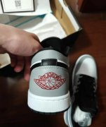 AJ1烟灰低帮出闲置，42码，觉得有点小了